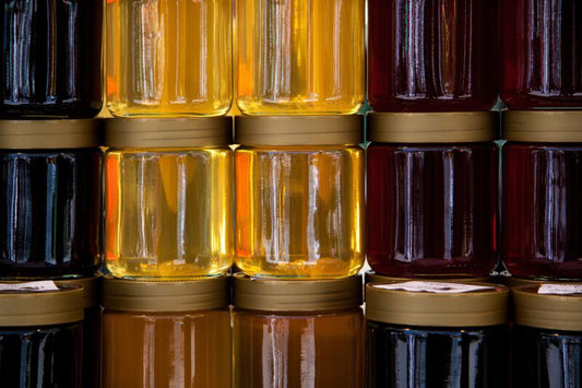 Arten und Eigenschaften einzelner Honige